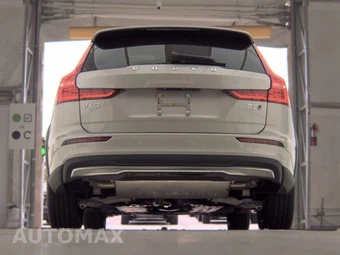 2025 Volvo V60 Cross Country B5 Plus - miniatura 7