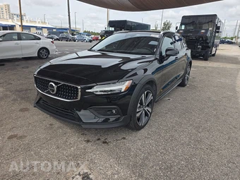 2025 Volvo V60 Cross Country B5 Plus