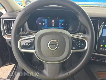 2025 Volvo V60 Cross Country B5 Plus - miniatura 10