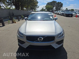 2025 Volvo V60 Cross Country B5 Plus – miniatura 2