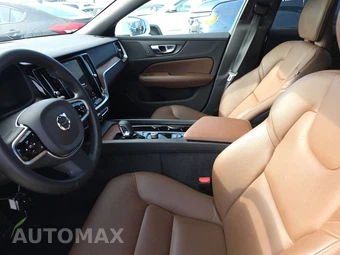 2025 Volvo V60 Cross Country B5 Plus - miniatura 7