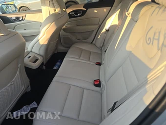 2025 Volvo V60 Cross Country B5 Plus - miniatura 13