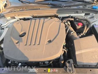 2025 Volvo V60 Cross Country B5 Plus - miniatura 15