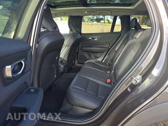 2025 Volvo V60 Cross Country B5 Plus – miniatura 13