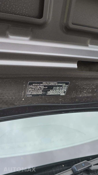 2025 Volvo V60 Cross Country B5 Plus – miniatura 18