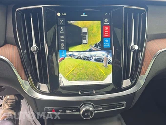 2025 Volvo V60 Cross Country B5 Plus – miniatura 7