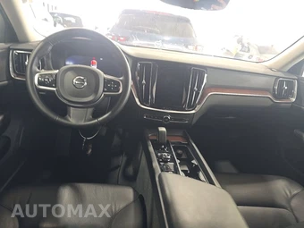 2025 Volvo V60 Cross Country B5 Plus – miniatura 11