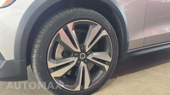2025 Volvo V60 Cross Country B5 Plus – miniatura 24