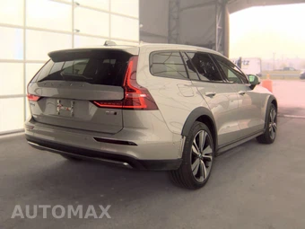 2025 Volvo V60 Cross Country B5 Plus – miniatura 4