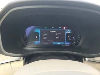 2025 Volvo V60 Cross Country B5 Plus – miniatura 12
