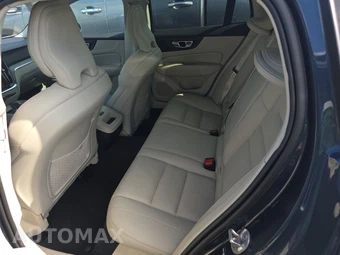 2025 Volvo V60 Cross Country B5 Plus – miniatura 13