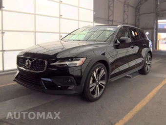 2025 Volvo V60 Cross Country B5 Plus - car from the USA, Manheim Buy-Now listing at AUTOMAX