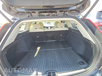 2025 Volvo V60 Cross Country B5 Plus - miniatura 17