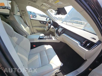 2025 Volvo V60 Cross Country B5 Plus - miniatura 8