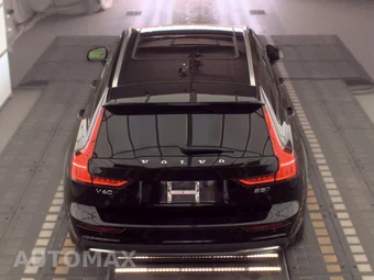 2025 Volvo V60 Cross Country B5 Plus - miniatura 5