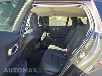 2025 Volvo V60 Cross Country B5 Plus – miniatura 13