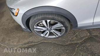 2025 Volvo V60 Cross Country B5 Plus - miniatura 27