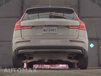 2025 Volvo V60 Cross Country B5 Plus - miniatura 7