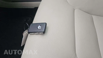 2025 Volvo V60 Cross Country B5 Plus – miniatura 19