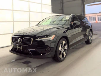 2025 Volvo V60 Cross Country B5 Plus