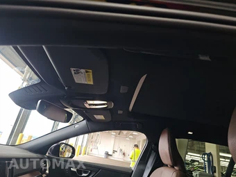 2025 Volvo V60 Cross Country B5 Plus - miniatura 19
