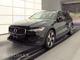 Zdjęcie pojazdu 2025 Volvo V60 Cross Country B5 Plus z USA