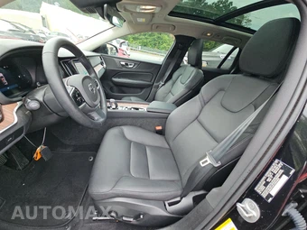 2025 Volvo V60 Cross Country B5 Plus – miniatura 7