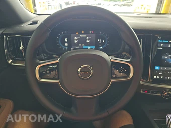 2025 Volvo V60 Cross Country B5 Ultra – miniatura 10