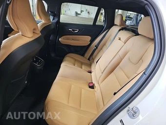 2025 Volvo V60 Cross Country B5 Ultra – miniatura 13