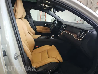 2025 Volvo V60 Cross Country B5 Ultra – miniatura 8