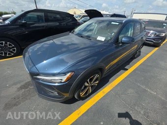 2025 Volvo V60 Cross Country Plus