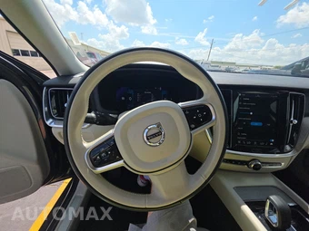 2025 Volvo V60 Cross Country Plus – miniatura 10