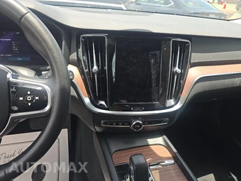 2025 Volvo V60 Cross Country Plus – miniatura 11