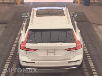 2025 Volvo V60 Cross Country Plus – miniatura 5