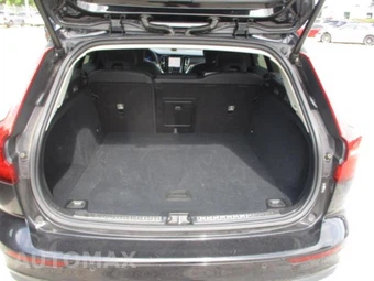2025 Volvo V60 Cross Country Plus – miniatura 17