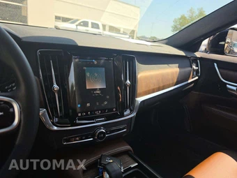 2025 Volvo V90 Cross Country B6 Plus - miniatura 10