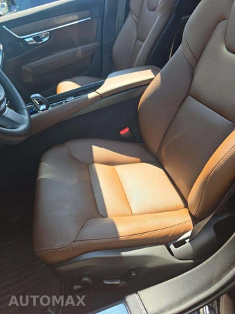 2025 Volvo V90 Cross Country B6 Plus - miniatura 6