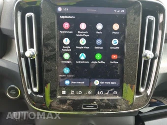 2025 Volvo XC40 B5 Core Bright Theme – miniatura 11