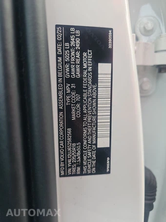 2025 Volvo XC40 B5 Core Bright Theme – miniatura 14