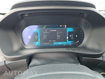 2025 Volvo XC40 B5 Core Bright Theme - miniatura 18