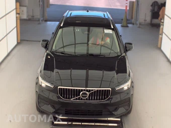 2025 Volvo XC40 B5 Core Bright Theme - miniatura 2