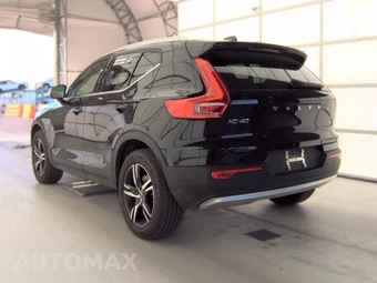 2025 Volvo XC40 B5 Core Bright Theme - miniatura 8