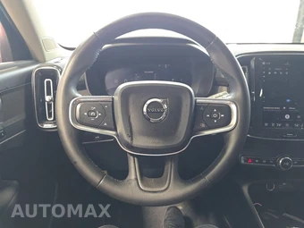 2025 Volvo XC40 B5 Plus Bright Theme - miniatura 10