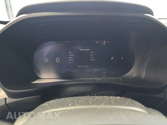 2025 Volvo XC40 B5 Plus Bright Theme - miniatura 12