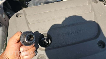 2025 Volvo XC40 B5 Plus Bright Theme - miniatura 21