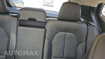 2025 Volvo XC40 B5 Plus Bright Theme - miniatura 23