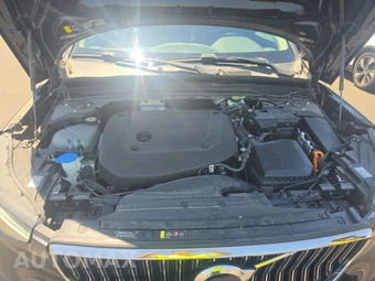 2025 Volvo XC40 B5 Plus Bright Theme - miniatura 15