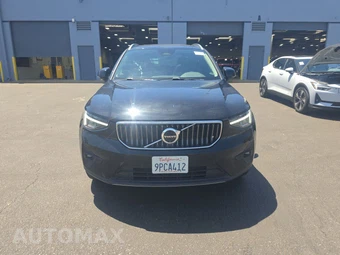 2025 Volvo XC40 B5 Plus Bright Theme - miniatura 2