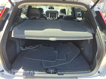 2025 Volvo XC40 B5 Plus Bright Theme – miniatura 16
