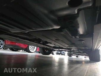 2025 Volvo XC40 B5 Plus Bright Theme – miniatura 17